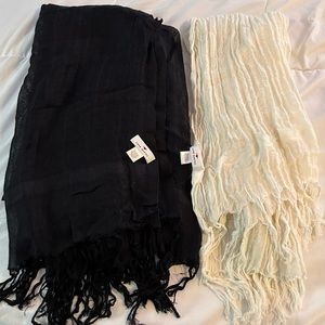 Love Quotes Scarf Set